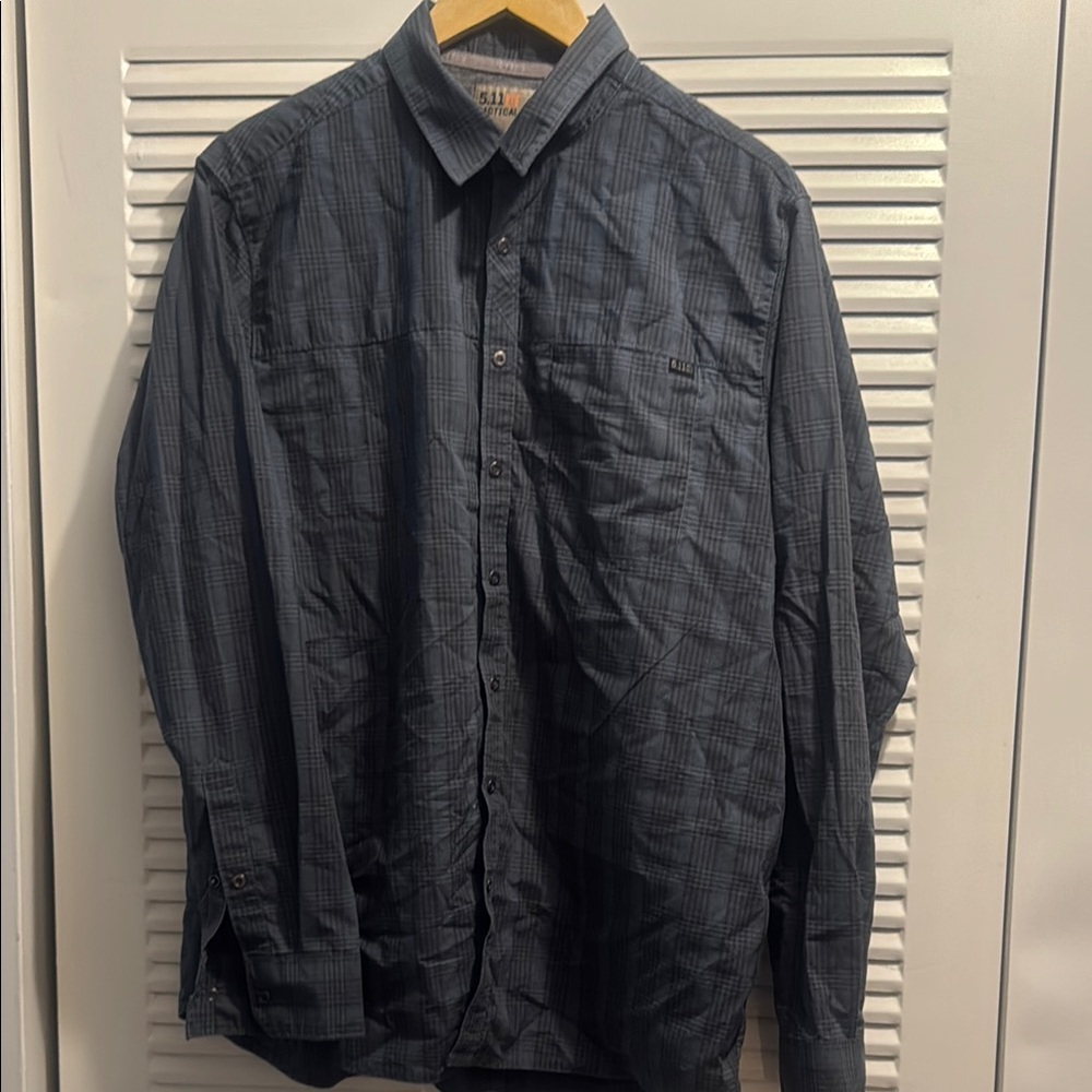 Men's Black Plaid Shirt